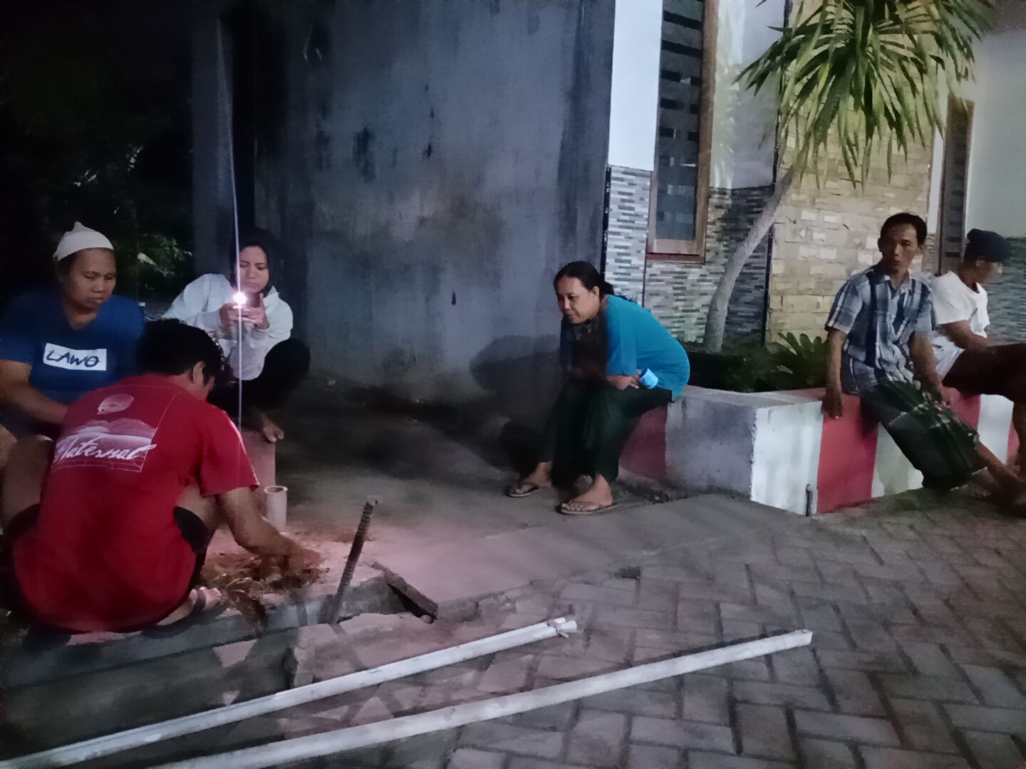 JELANG BULAN KEMERDEKAAN 2024 WARGA BABAKAN KOMPAK GOTONG ROYONG