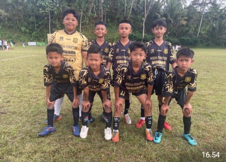 PRESTASI YANG LUAR BIASA PERSEKA  DI LIGA PELAJAR LUMAJANG