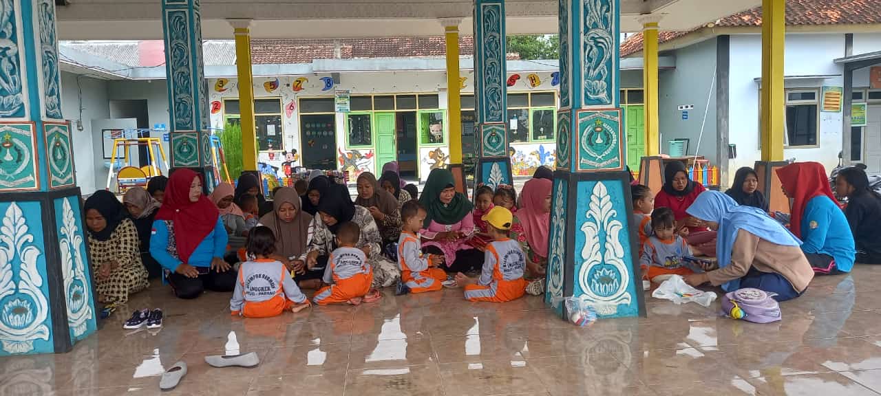 LOMBA CLAY PEMBELAJARAN ANAK PAUD UNTUK TUMBUH KEMBANG ANAK