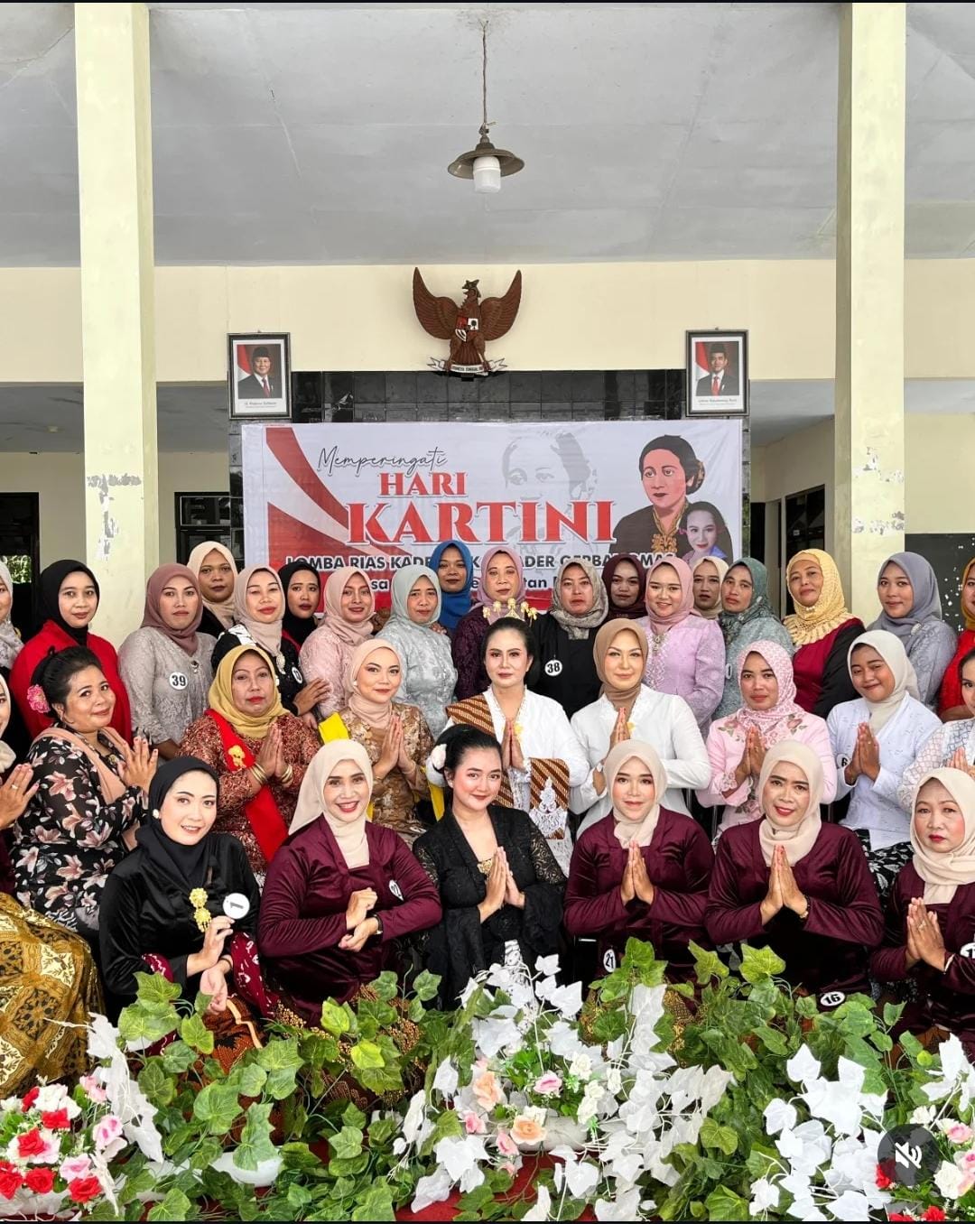 Lomba Rias dan Fashion Kader PKK dan Gerbangmas Desa Bodang. 